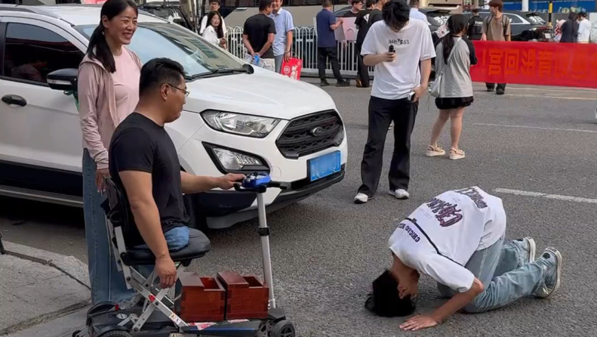 管家婆三肖三码资料大全,哪吒背后是行业万鳞甲的托举,重点解答解释落实_创意版V12.26